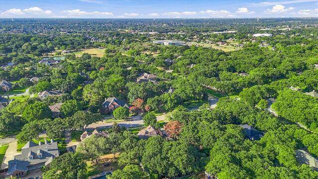 2806 Yorkshire, Lane Southlake, TX photo 18