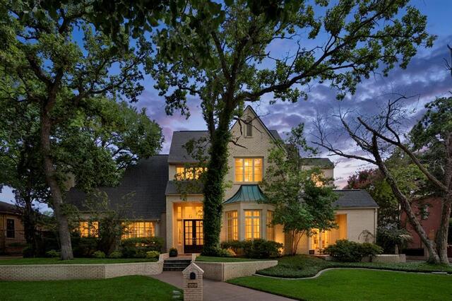 2410 Green Park Drive, Arlington, TX image