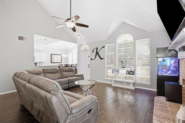 554 Continental, Drive Lewisville, TX photo 2