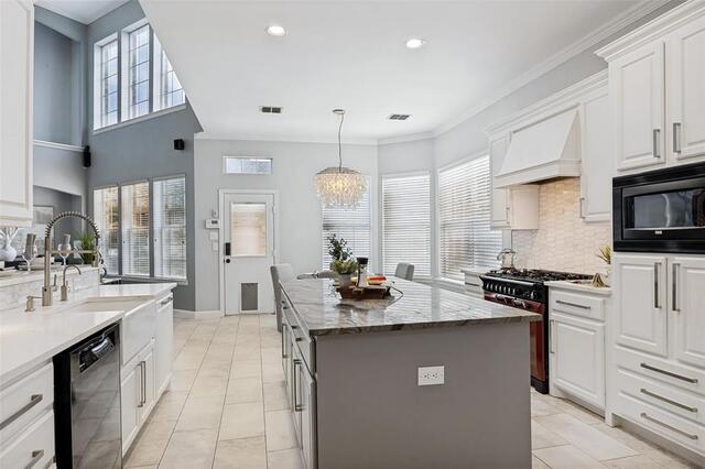 2521 Sir Tristram, Lane Lewisville, TX photo 9