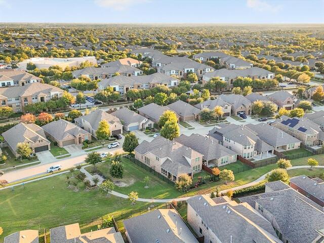 1767 Bluebird, Court Carrollton, TX photo 8
