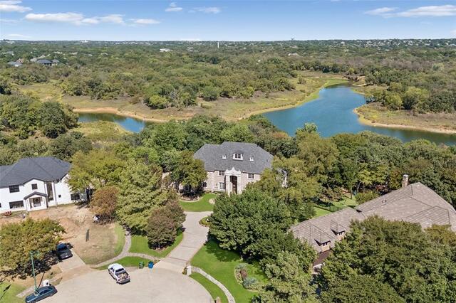 1704 Noble Way, Flower Mound, TX photo 2
