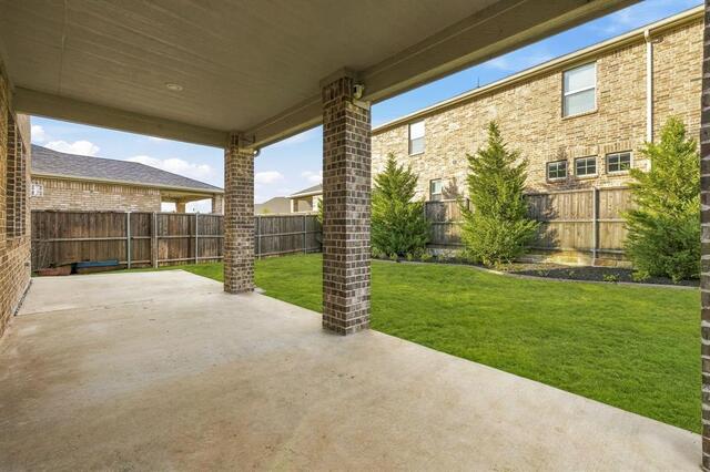 2329 Bella, Court Carrollton, TX photo 28