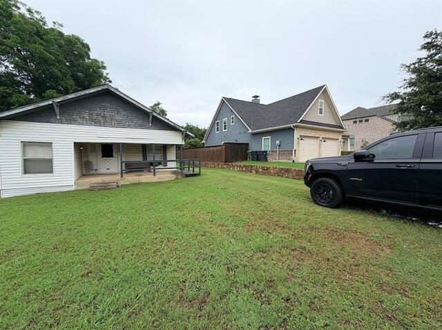 105 E 3rd, Street Prosper, TX photo 2