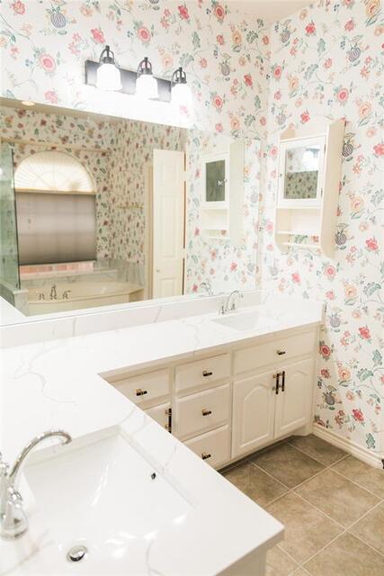 404 Belmont, Court Lewisville, TX photo 18