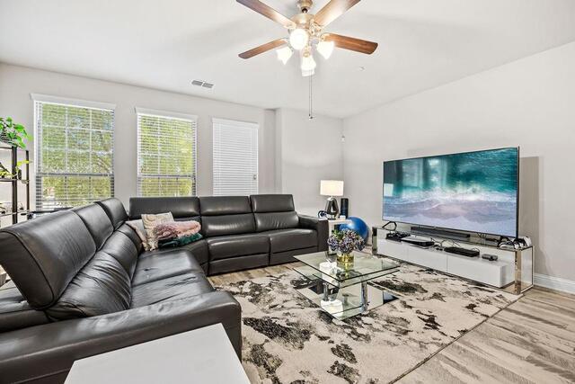 1012 Foxglove, Drive Carrollton, TX photo 5
