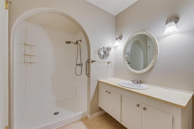1332 Applegate, Drive Lewisville, TX photo 11