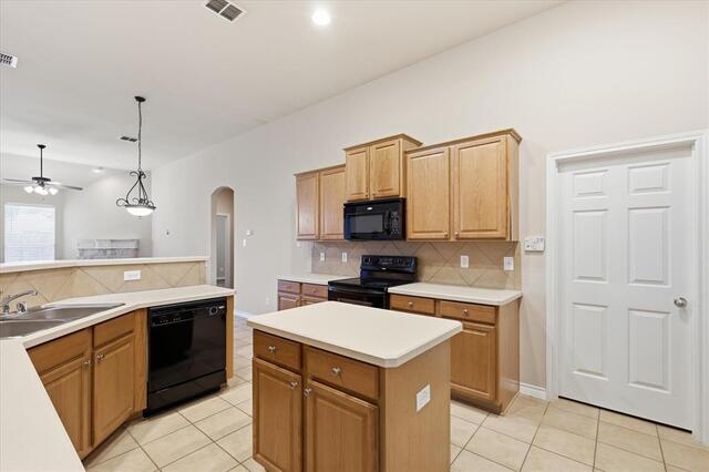 629 Lake City, Drive Lewisville, TX photo 12