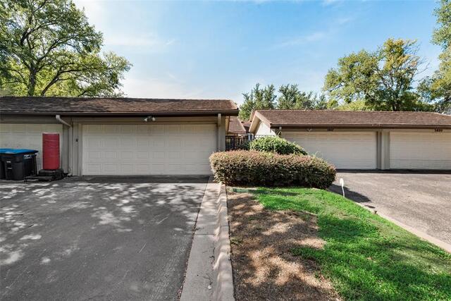5814 Meadow Wood Lane, Fort Worth, TX image