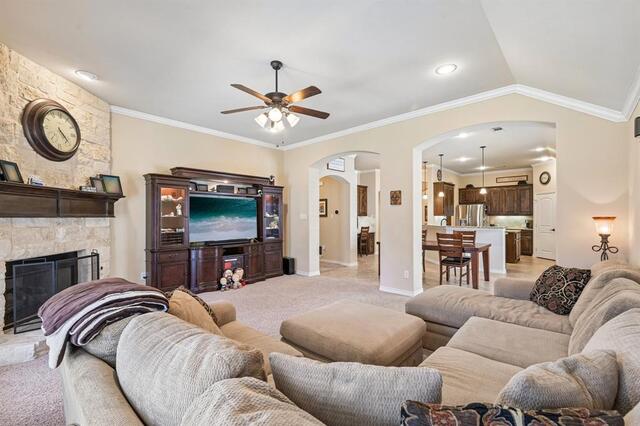 821 Mist Flower Drive, Little Elm, TX photo 9
