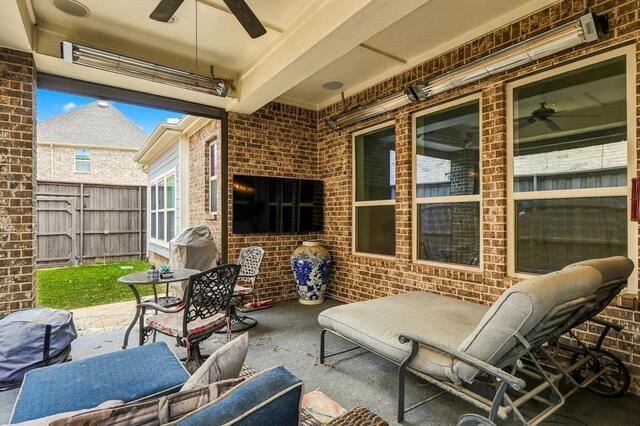 405 Sir Torin, Lane Lewisville, TX photo 31