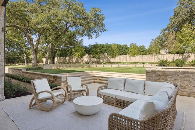 1525 Meandering Way, Drive Westlake, TX photo 33