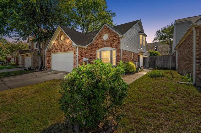 2054 Wanderlust, Drive Lewisville, TX photo 2