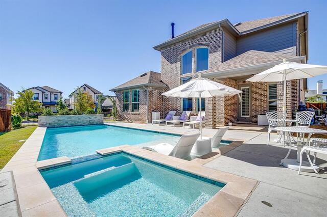 2009 Roundtree Circle E, Fort Worth, TX image