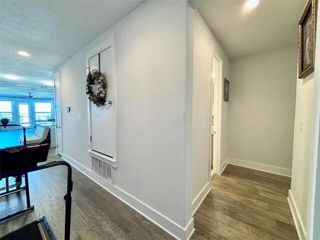 251 S Mill Street, 340 Lewisville, TX photo 16