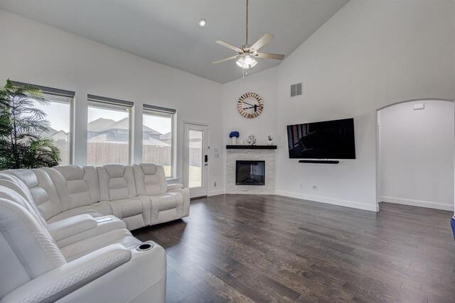 1721 Canals Drive, Little Elm, TX photo 24