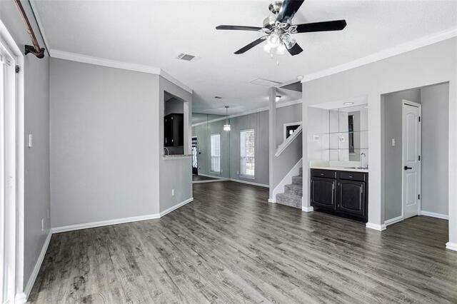 2136 Falcon Ridge, Drive Carrollton, TX photo 8