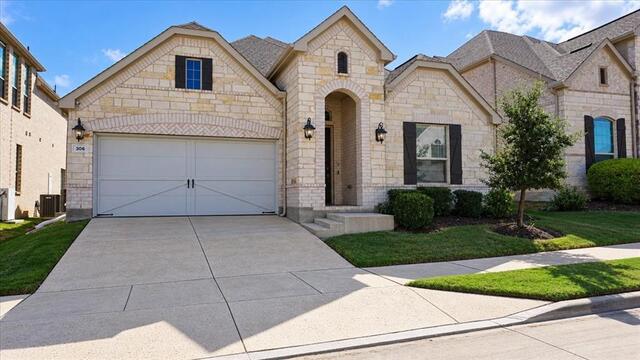 306 Driftwood, Lane Argyle, TX photo 2