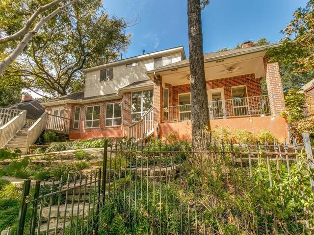 2008 Winding Creek Boulevard, Flower Mound, TX photo 2