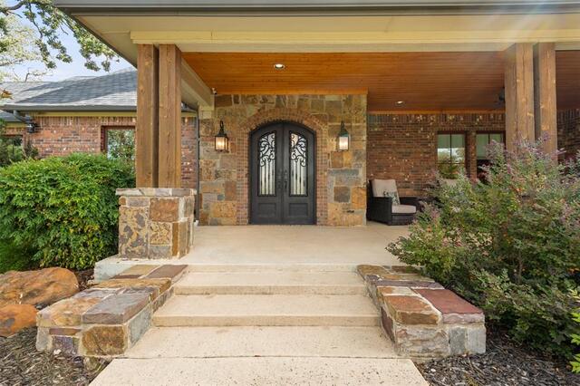 200 Regency, Court Denton, TX photo 2