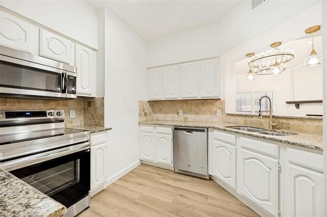 2835 Keller Springs Road, 805 Carrollton, TX photo 5