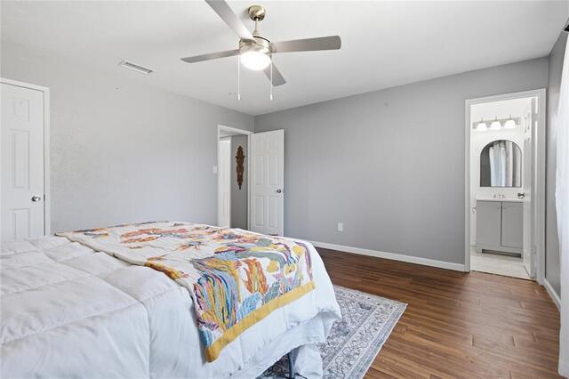 5661 Pearce Street, The Colony, TX photo 20