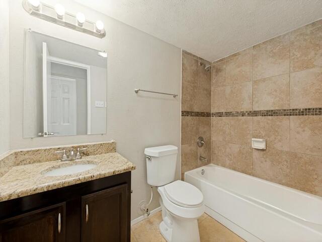 5225 Knox Drive, The Colony, TX photo 14