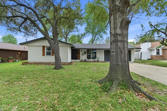 1920 Canterbury Street, Irving, TX image