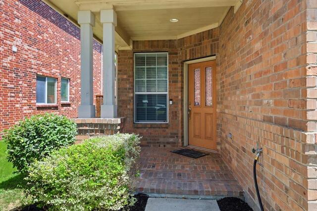 629 Lake City, Drive Lewisville, TX photo 3