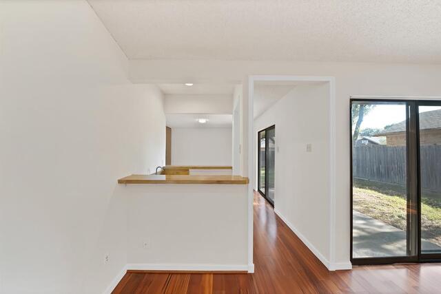 2611 Fallcreek, Drive Carrollton, TX photo 13
