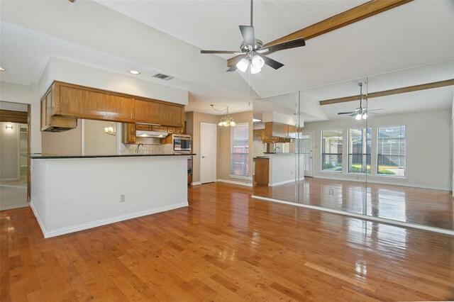 1927 E Branch Hollow, Drive Carrollton, TX photo 9