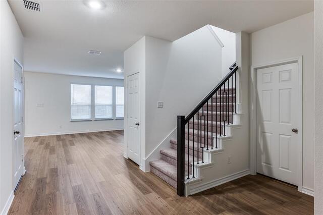 2704 Goldfinch, Drive Denton, TX photo 2