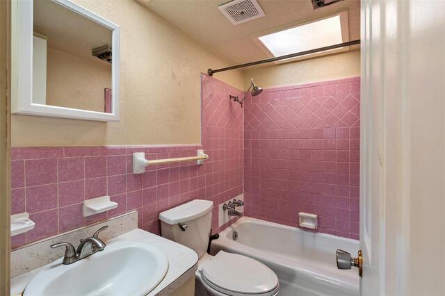 2409 Mccormick, Street Denton, TX photo 7
