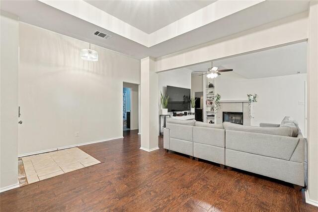 1968 Hobart, Lane Lewisville, TX photo 7