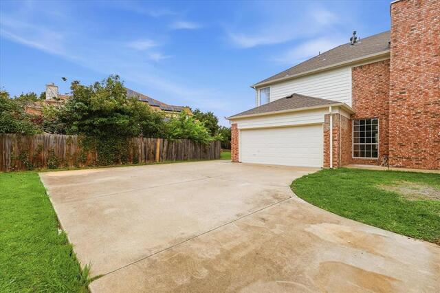 2209 Everglade, Court Carrollton, TX photo 35