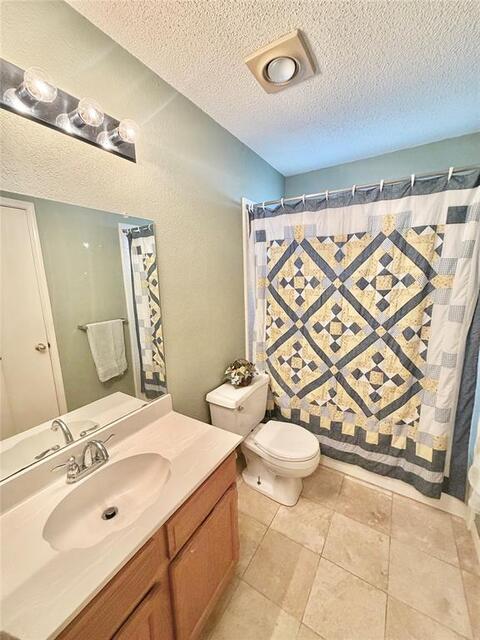 2220 W Brooklake, Street Denton, TX photo 16