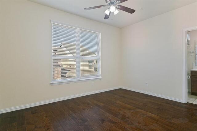 1613 Black Duck Terrace, E Carrollton, TX photo 14