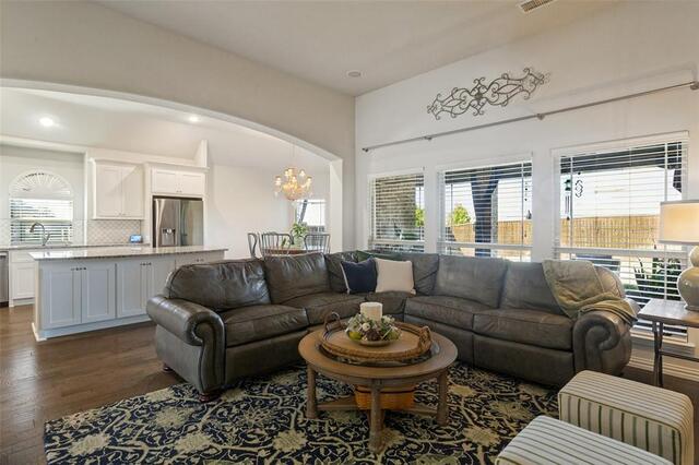 141 Kingsbury, Lane Prosper, TX photo 6