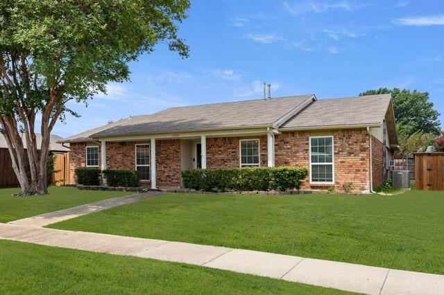 6005 Blair Oaks Drive, The Colony, TX photo 3