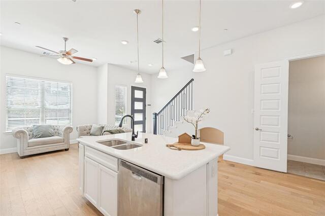 2917 Troutt, Drive Carrollton, TX photo 8