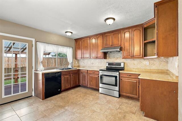 5149 Bartlett Drive, The Colony, TX photo 7