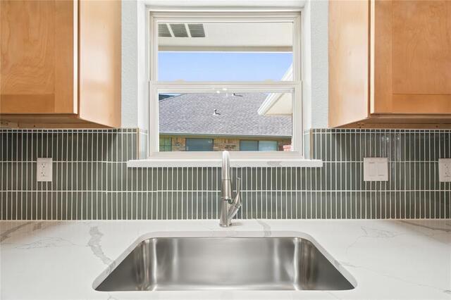 2909 Redwood, Drive Carrollton, TX photo 10