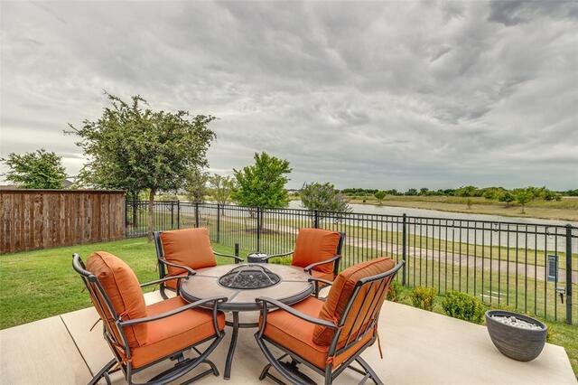 1762 Ellington, Drive Celina, TX photo 3