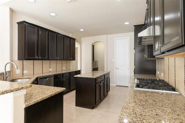 1704 Hickory Chase, Circle Keller, TX photo 18