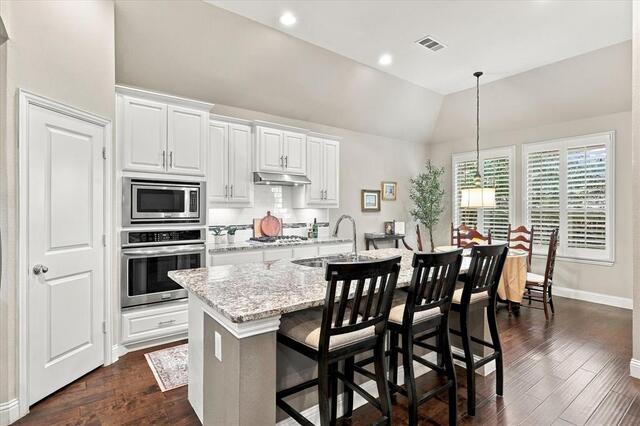 9909 Pikes Peak Place, Little Elm, TX photo 14