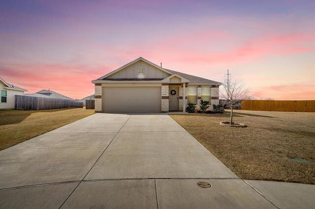 8300 Hollow Bend Street, Fort Worth, TX image