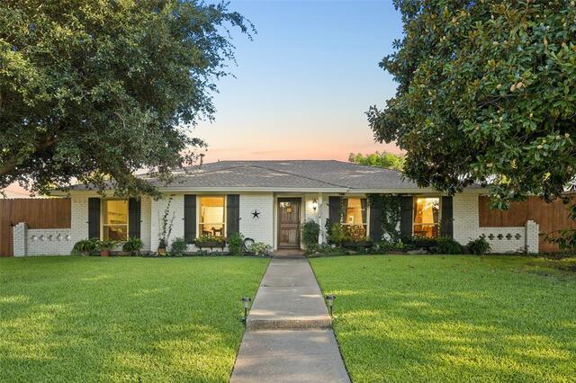 2104 Westlake, Drive Plano, TX photo 2