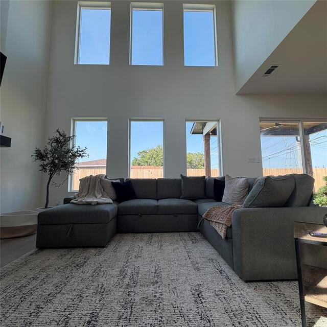 5200 Gibson Drive, The Colony, TX photo 2