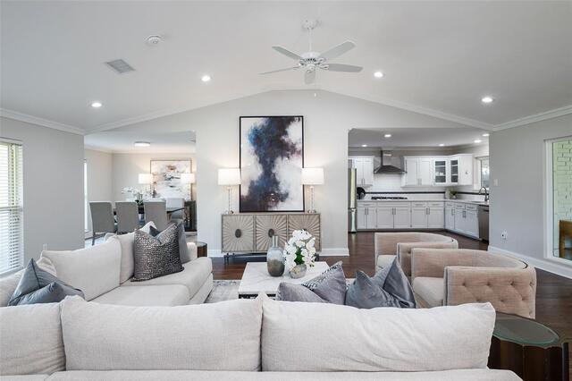 3867 Beutel Court, Dallas, TX image