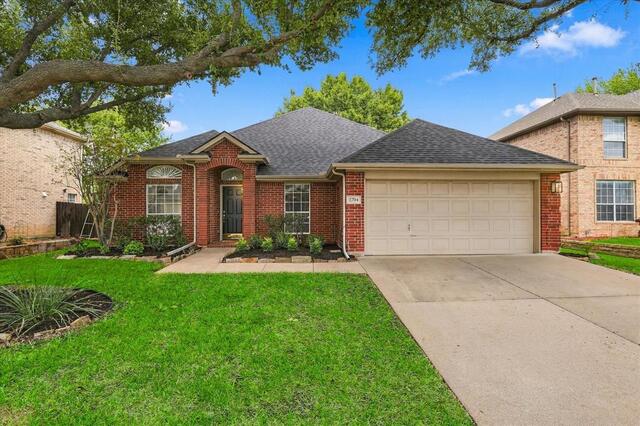 2704 Timberwood Drive, Flower Mound, TX photo 2